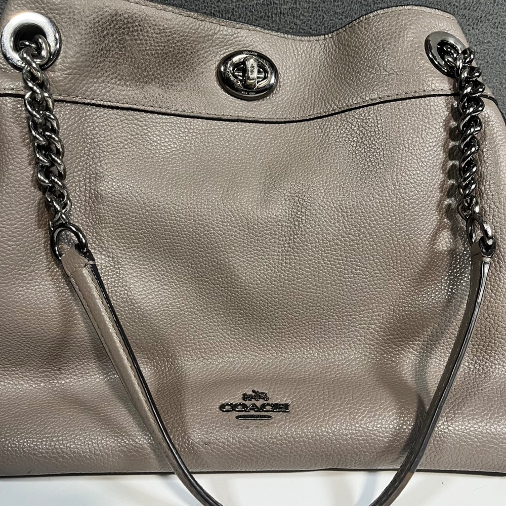 Coach Edie Shoulder Bag Pebbled Leather Taupe Gunmetal Chain Tote 33547